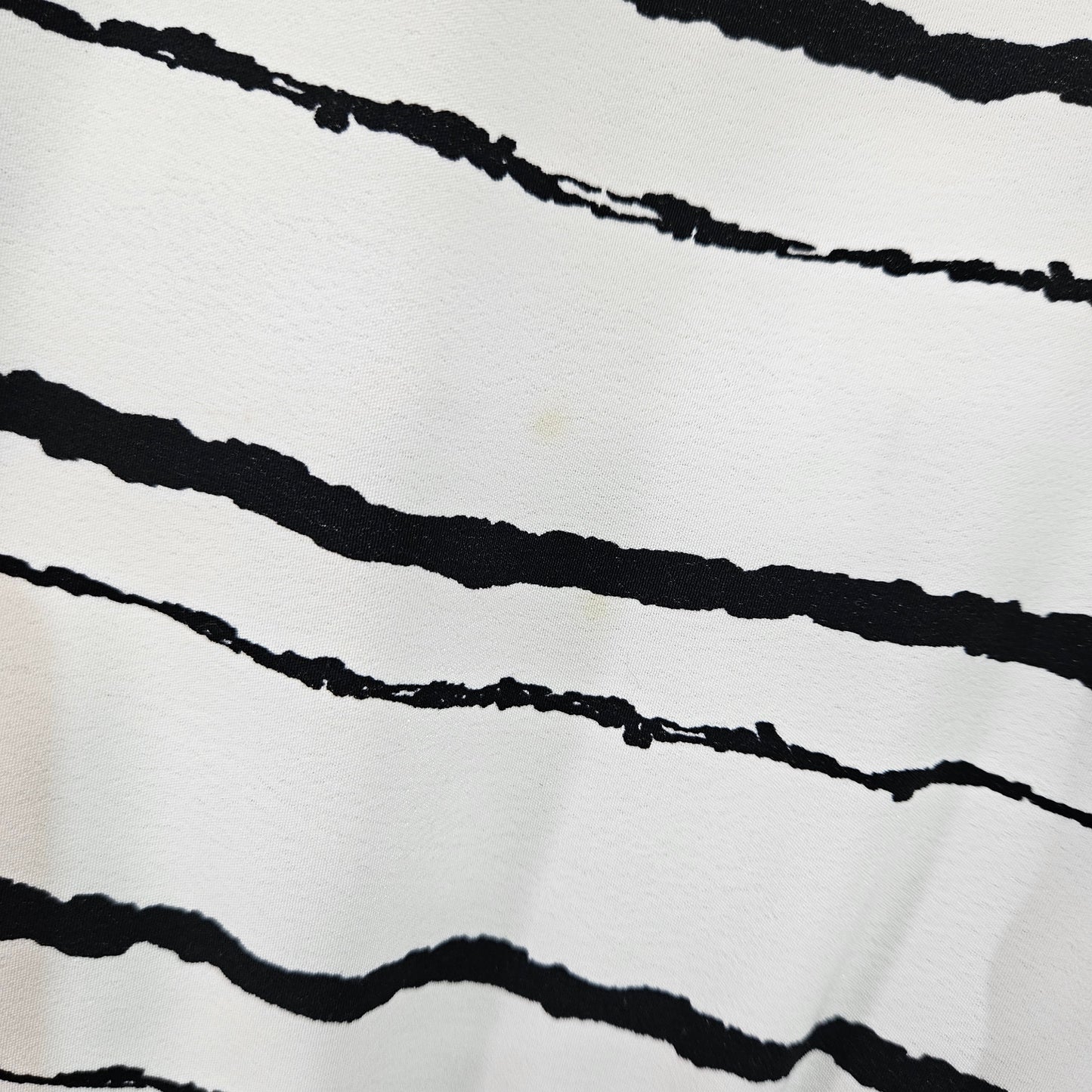 VINCE CAMUTO שמלה מעוצבת לאישה מידה XS