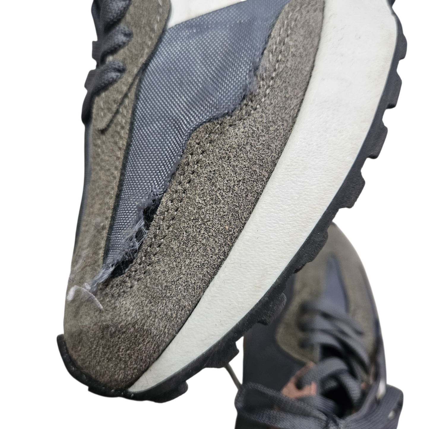 New Balance נעלי נשים מידה 40