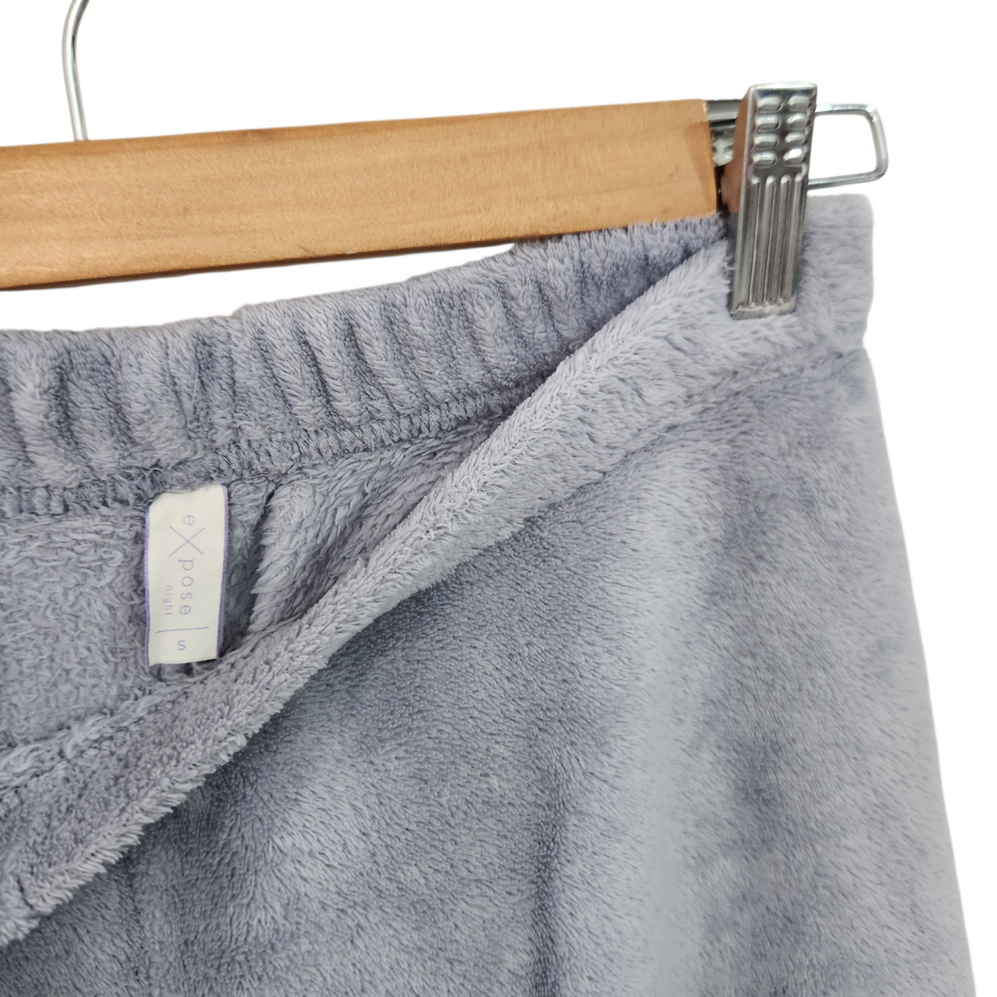 EXPOSE מכנסי פליז לאישה מידה S