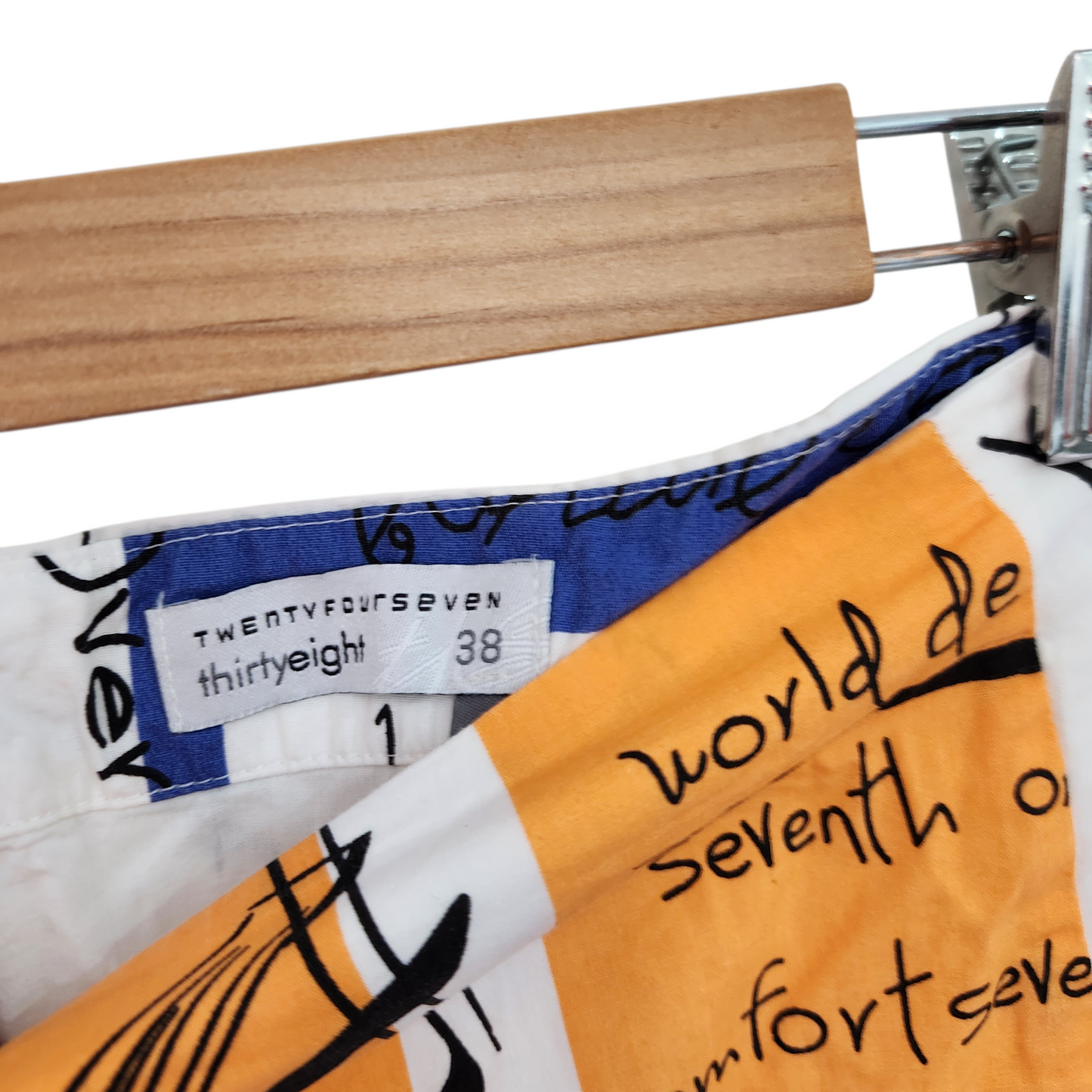 TWENTYFOURSEVEN חצאית קצרה לאישה מידה 38 M