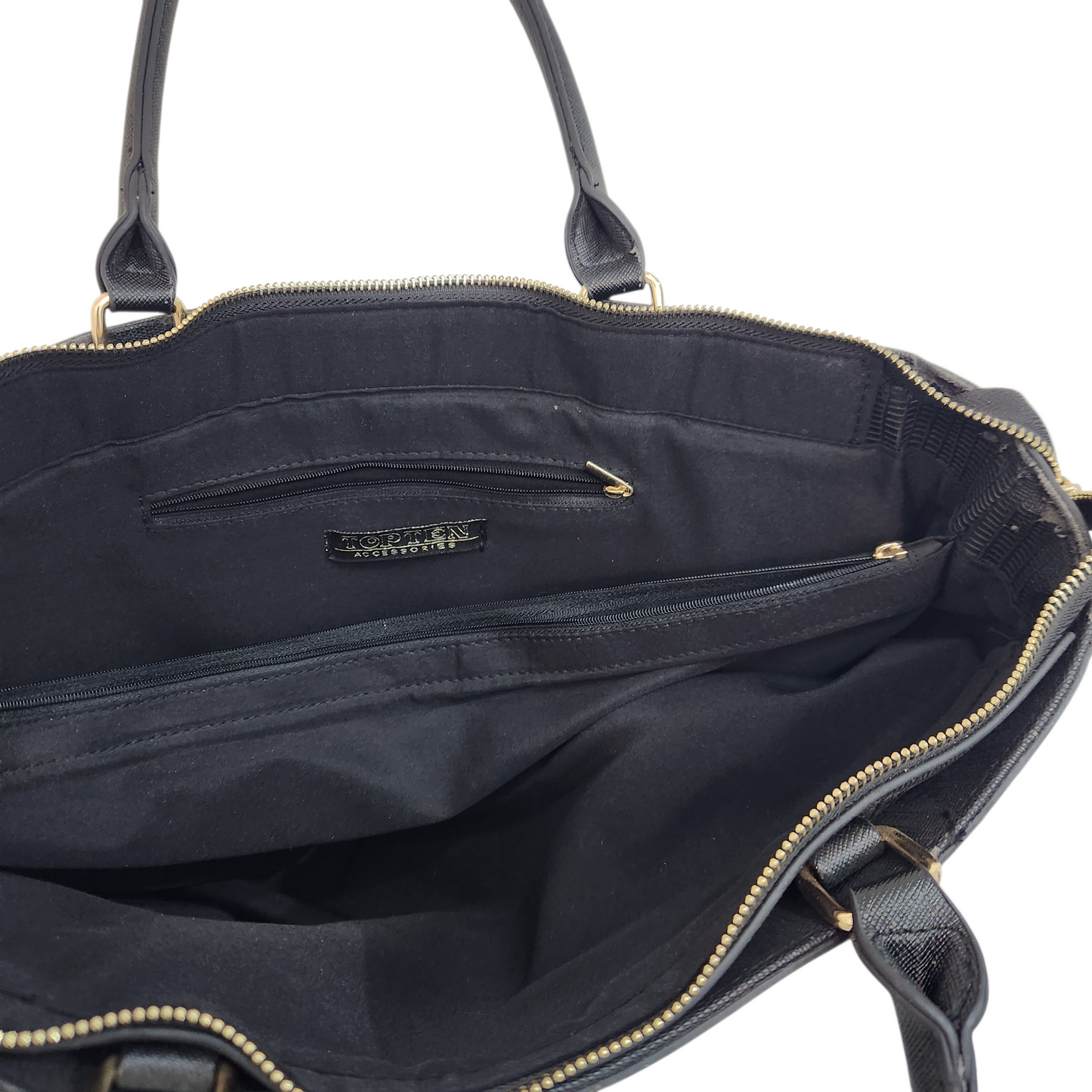 תיק יד שחור בעיצוב גאומטרי