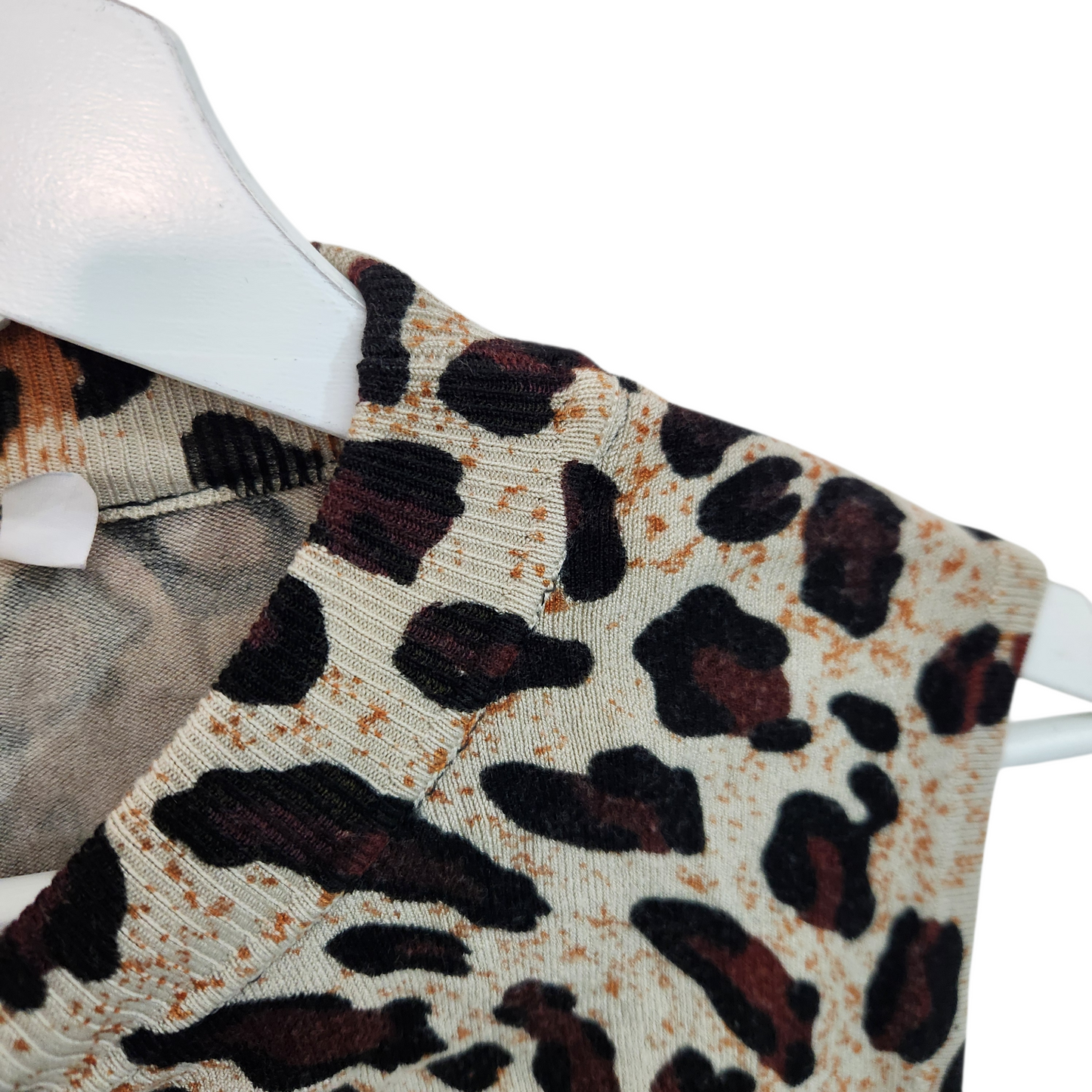 גופייה מנומרת | לאישה מידה L