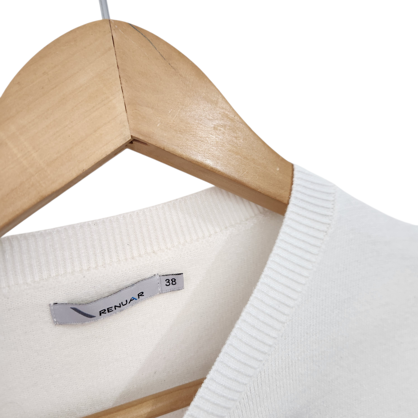 RENUAR | חולצת סריג צבע לבן | לאישה מידה 38 M | כתם