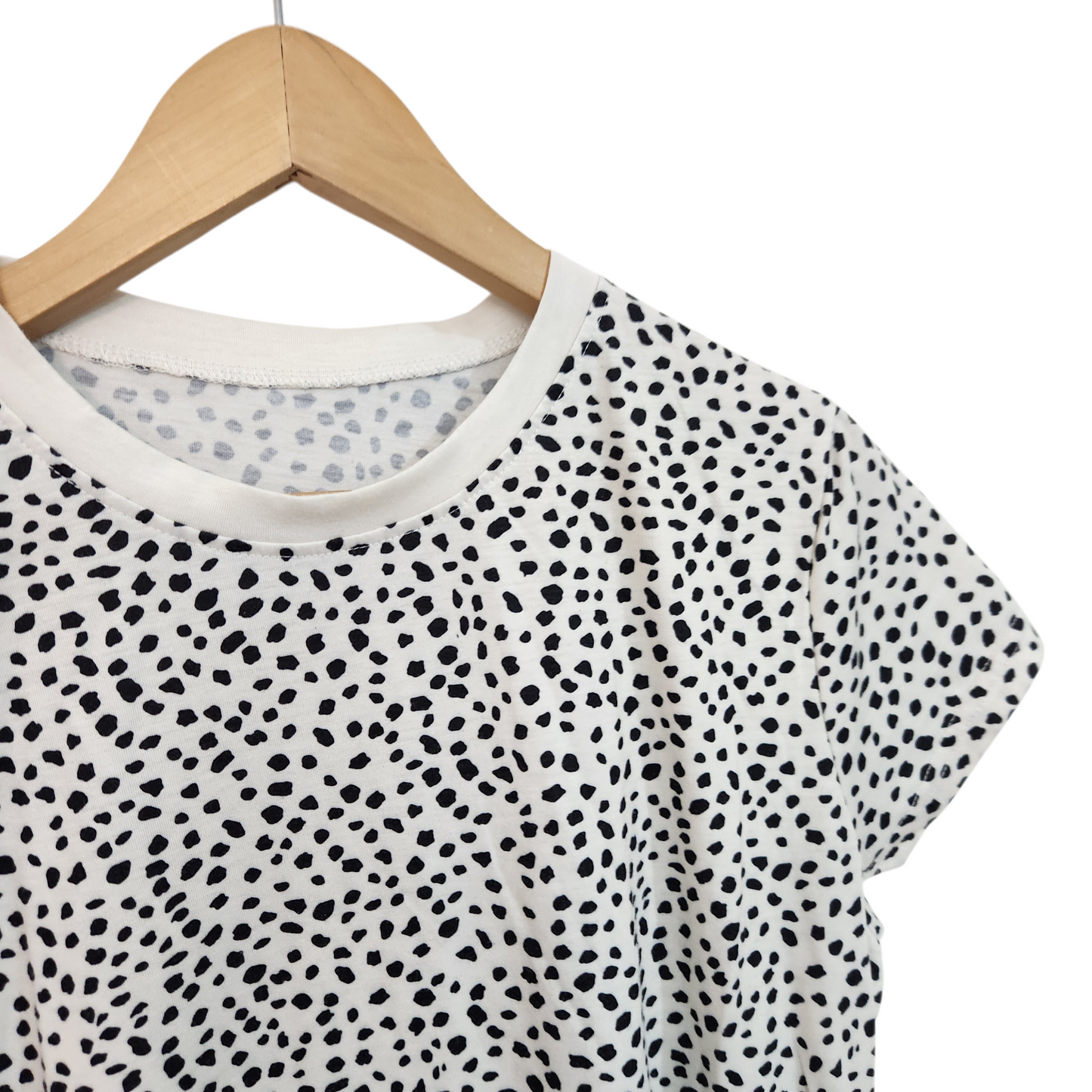 חולצה קצרה לאישה מידה XL