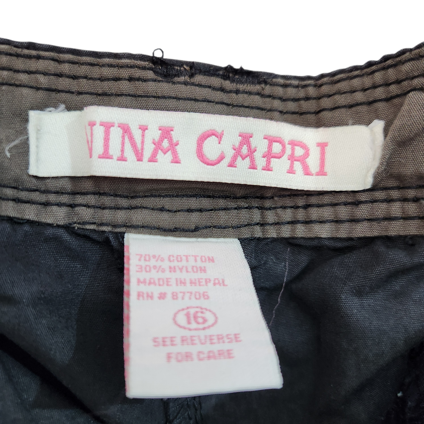 NINA CAPRI | מכנסיים ארוכים דקים צבע שחור | לאישה מידה 16 | 50 | 40-42 אינץ