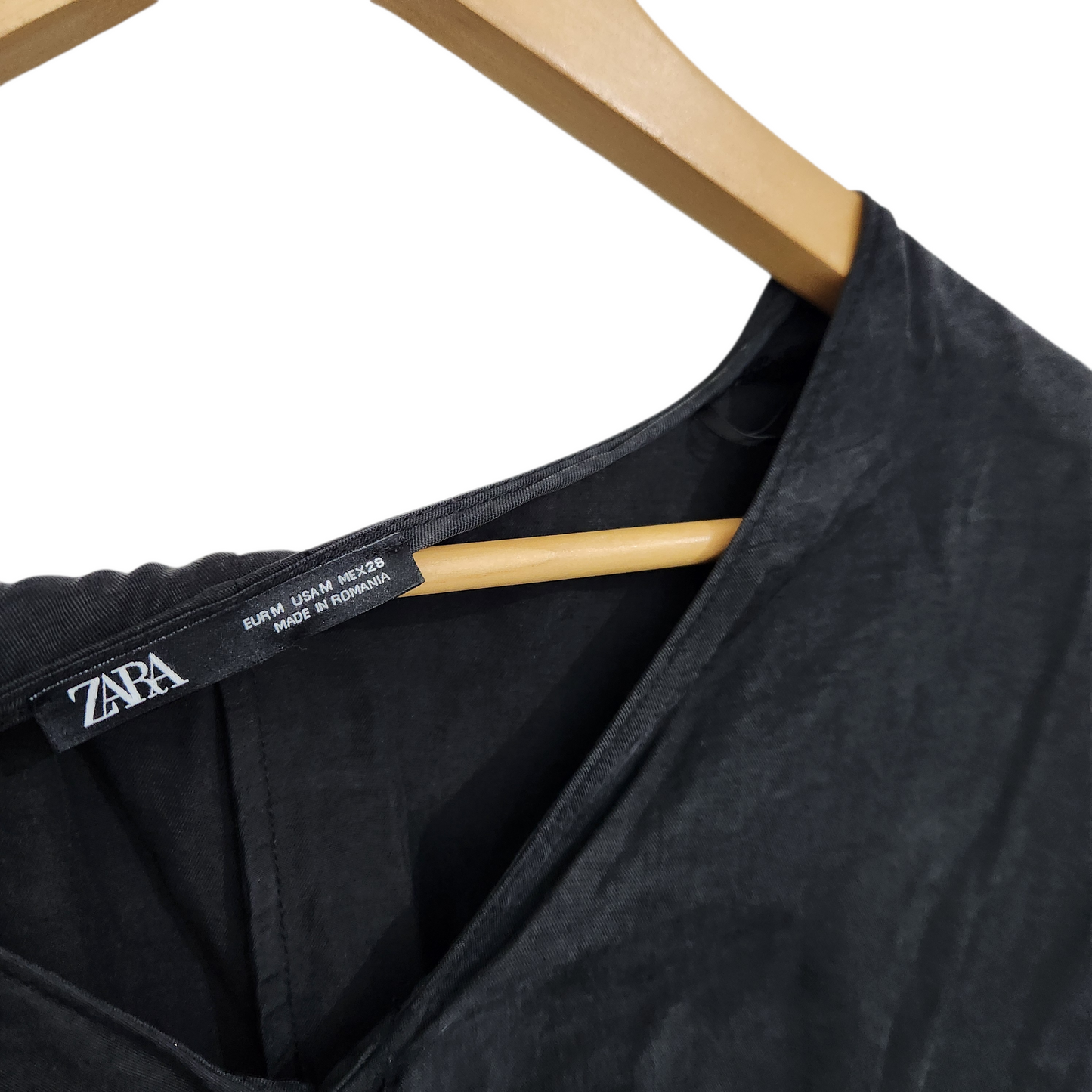 ZARA | שמלה שרוול ארוך צבע שחור | לאישה מידה M