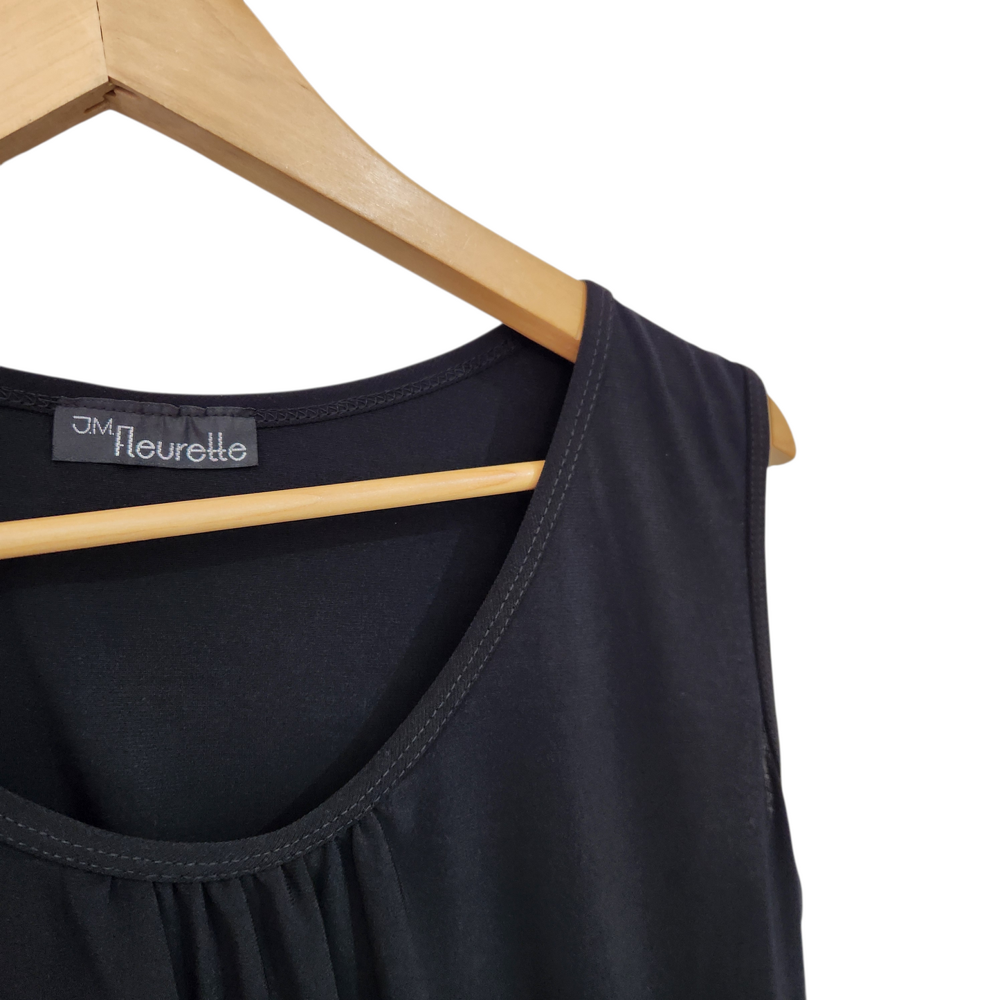 JM FLEURETTE | גופיה צבע שחור לאישה מידה XL