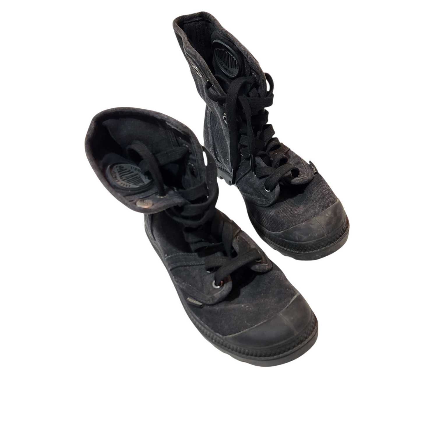 PALLADIUM | נעליים צבע שחור | לאישה מידה 37