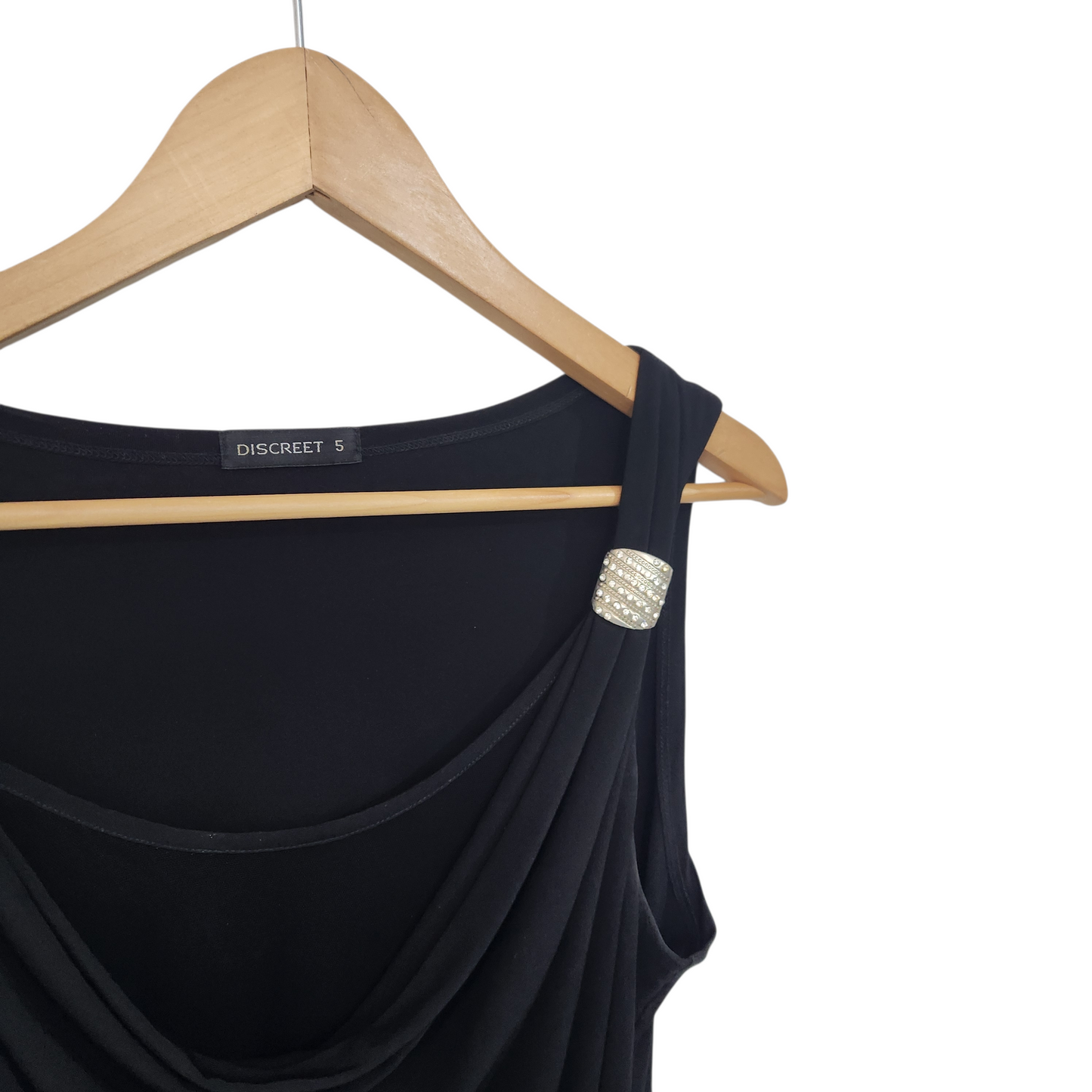 DISCREET | גופיה צבע שחור | לאישה מידה 5