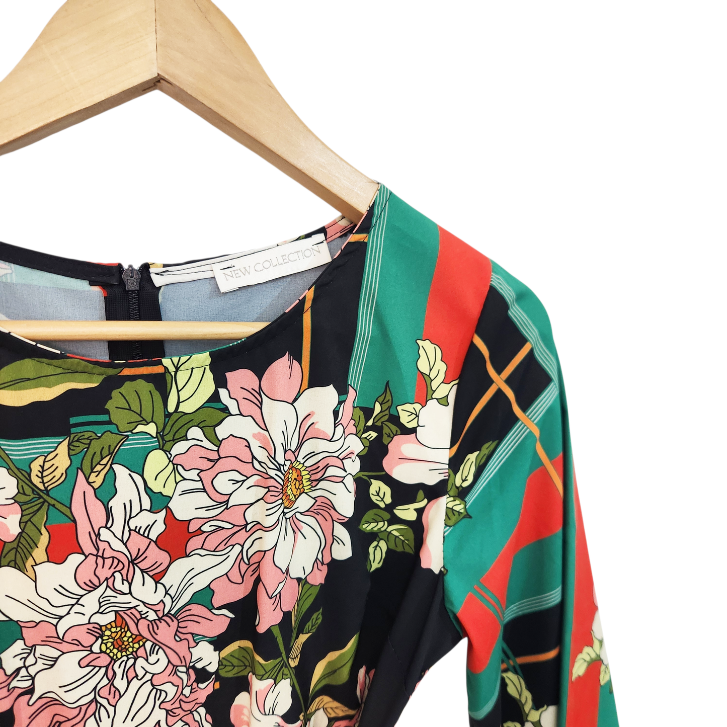 NEW COLLECTION | שמלה עם קשירת מותן | לאישה מידה S/M