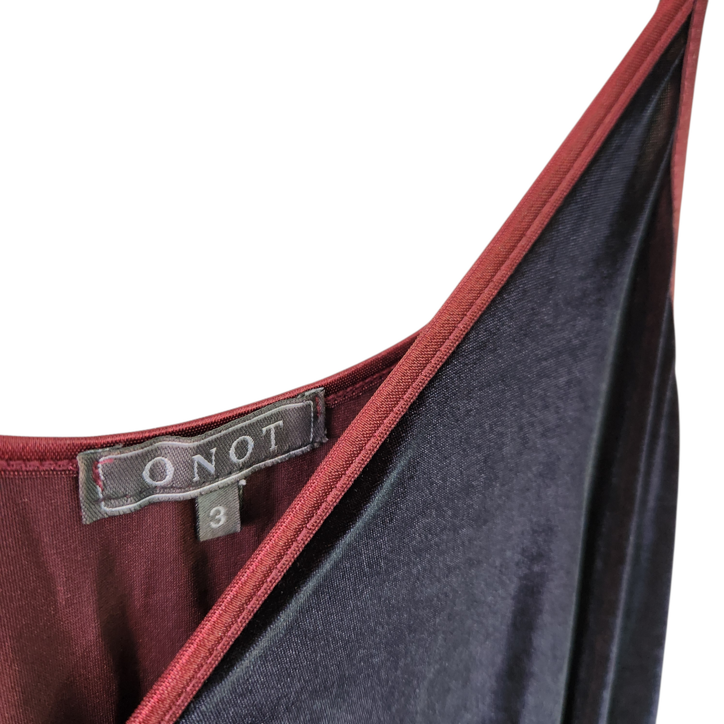 ONOT | שמלת קטיםה קיייצית צבע בורדו | לאישה מידה 3 L