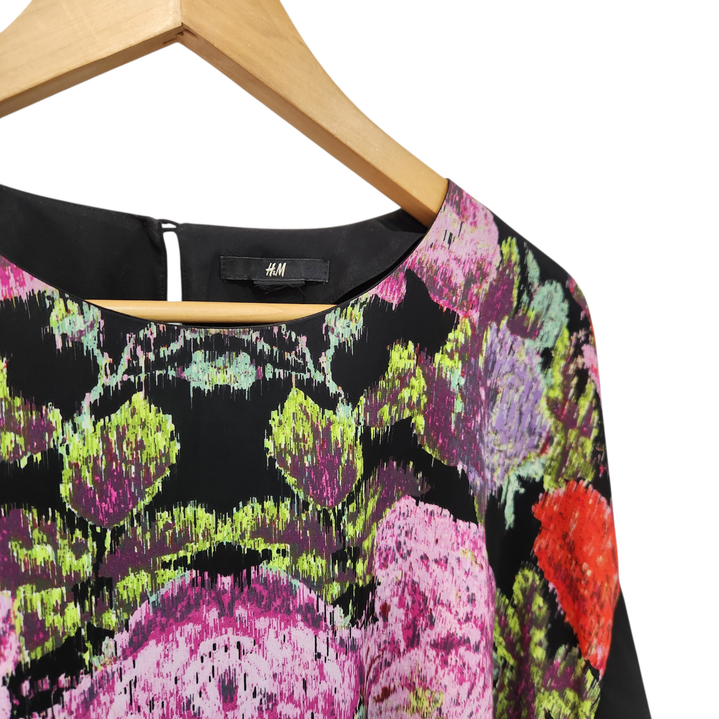 H&M | חולצה קצרה פרחונית לאישה מידה XL