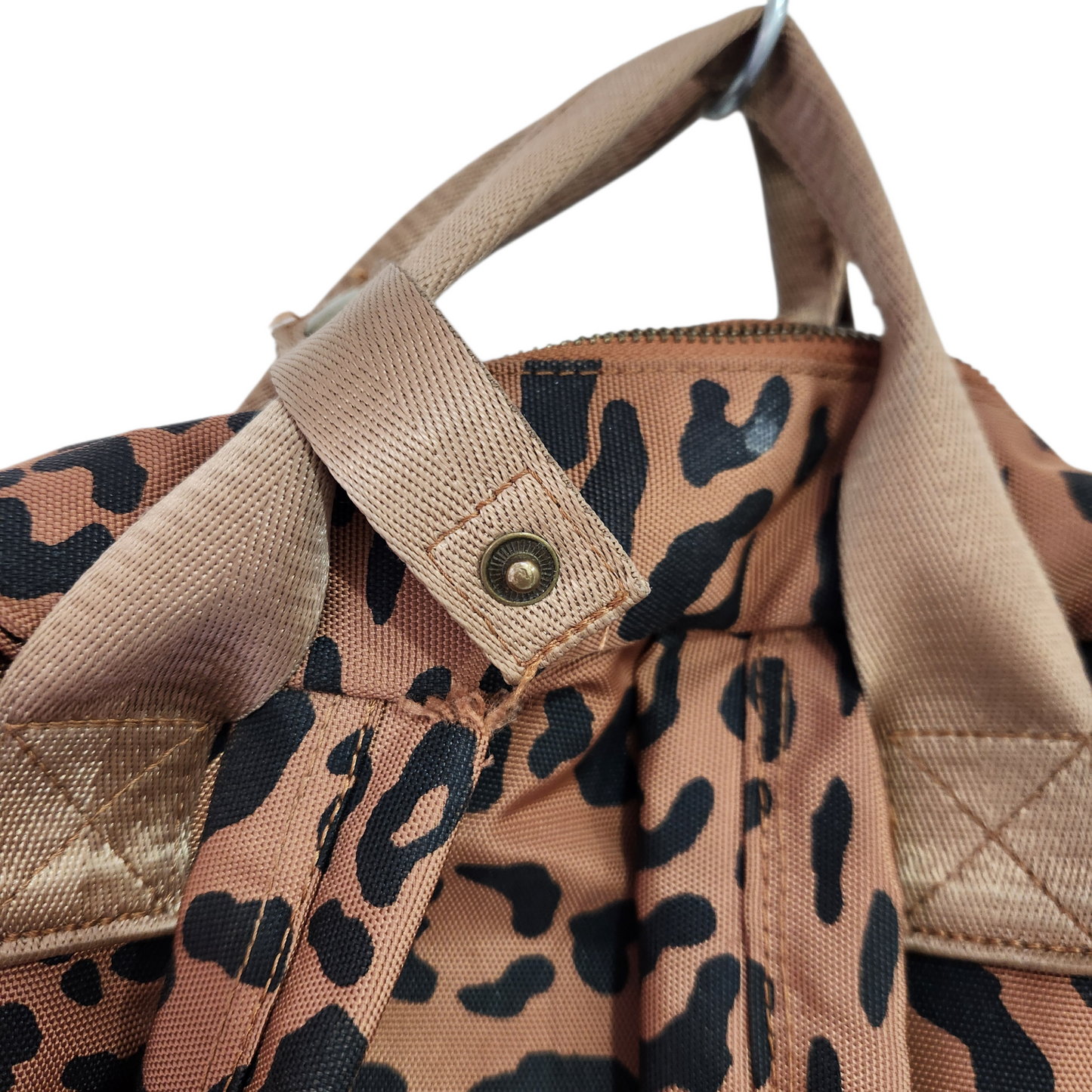 KUMI | תיק גב מנומר