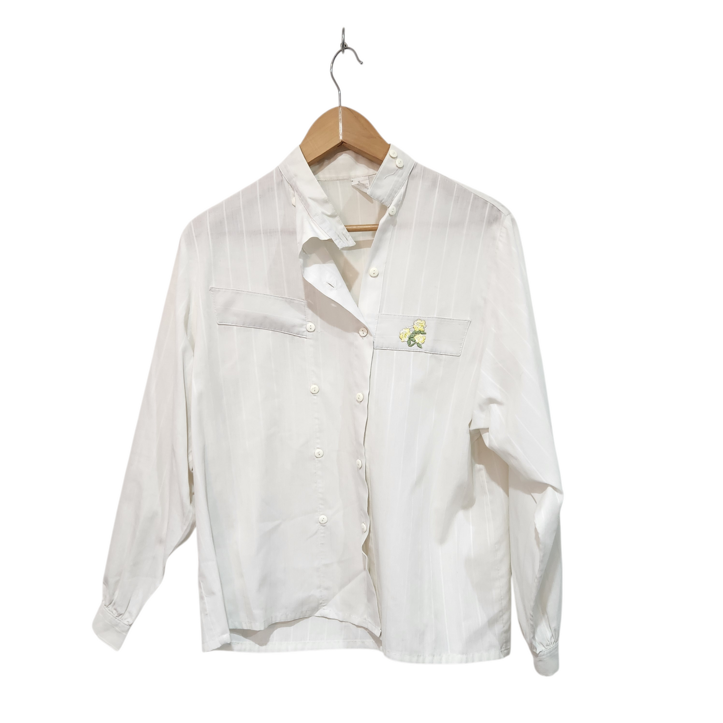 חולצה מכופתרת לאישה מידה L