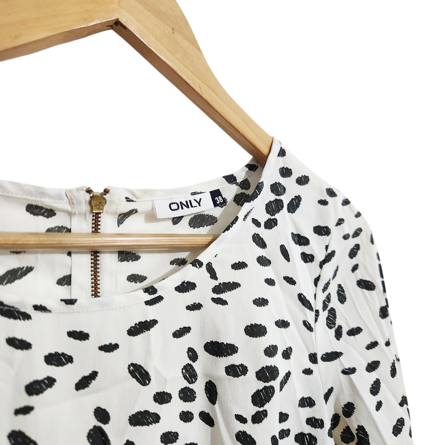 ONLY | חולצה ארוכה דקה לאישה מידה 38 M