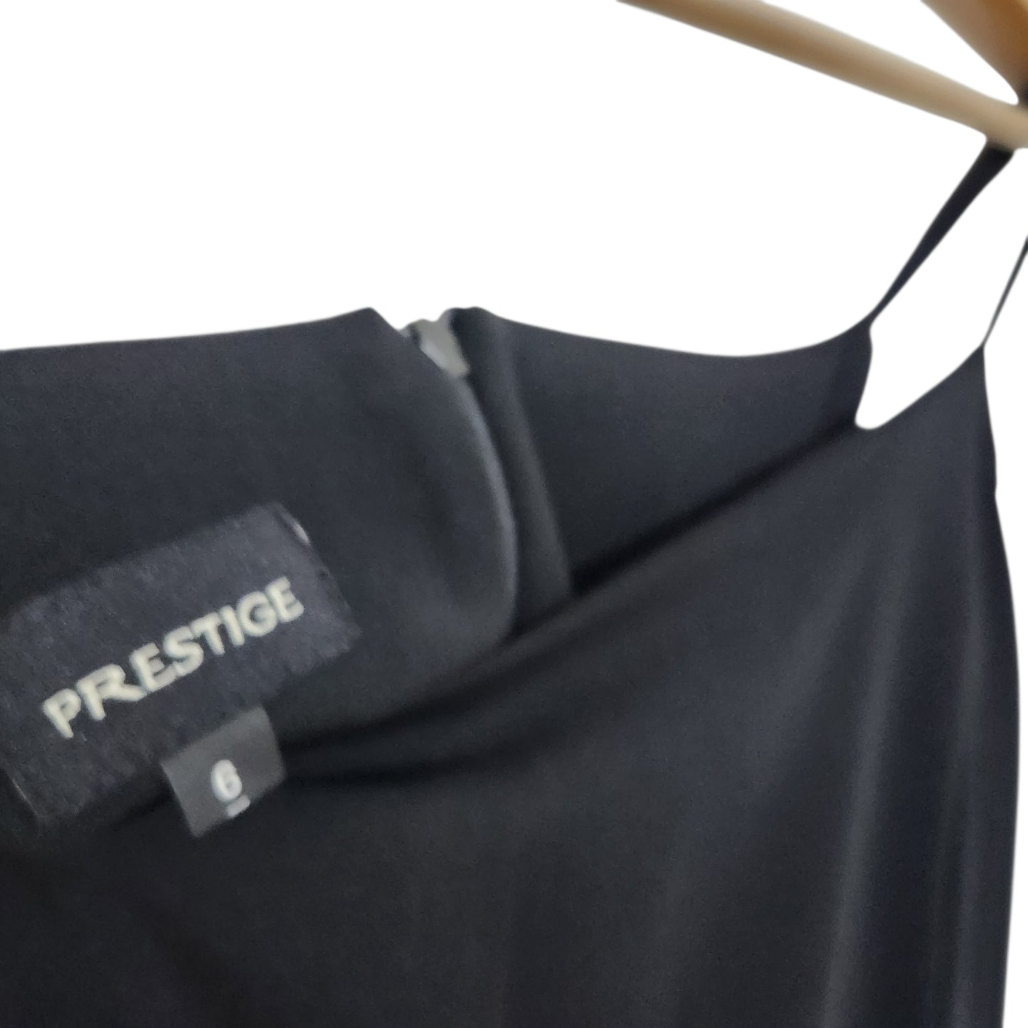 PRESTIGE | שמלת ספגטי שחורה אלגנטית לנשים מידה 6