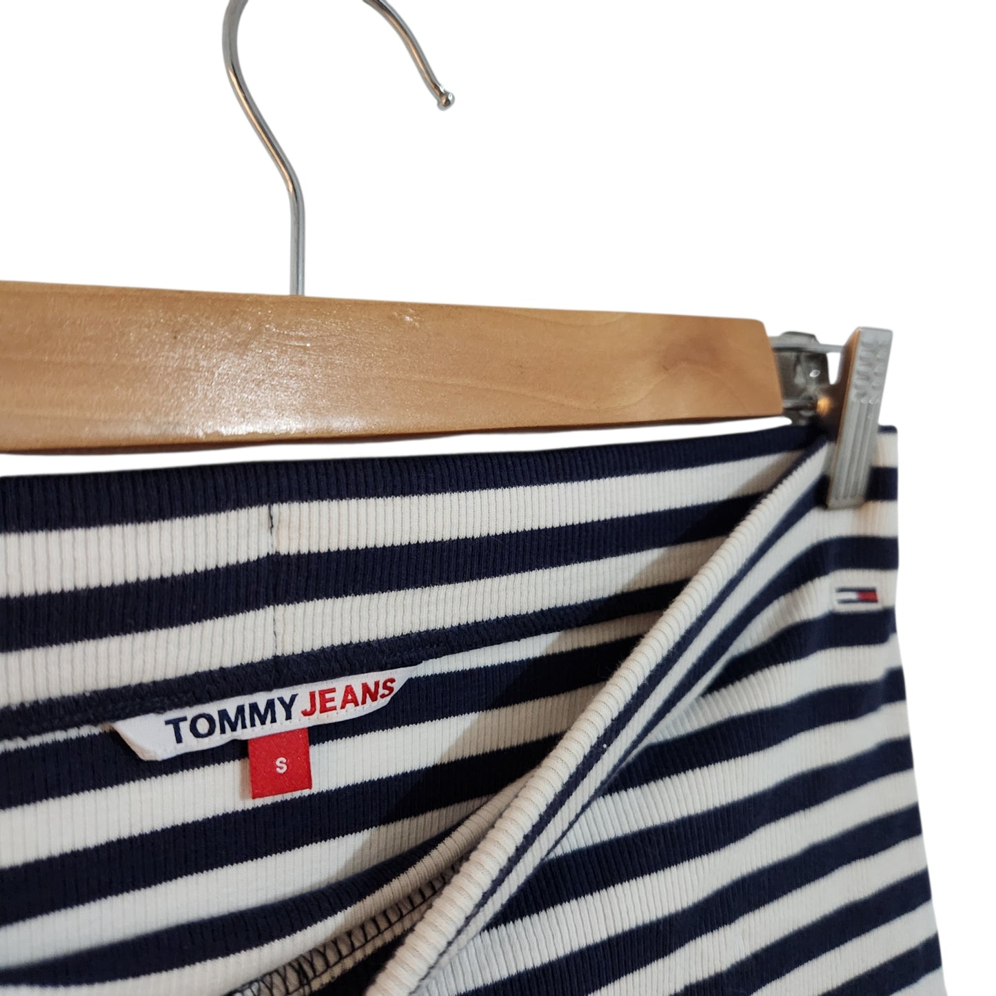 TOMMY JEANS | חצאית קצרה לאישה מידה S