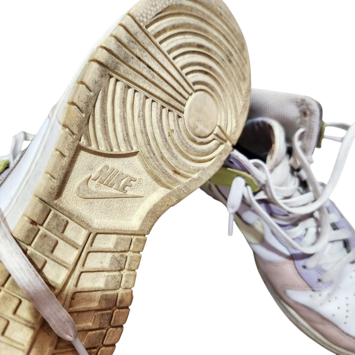 NIKE | נעלי סניקרס גבוהות בגווני פסטל | לאישה | מידה 38