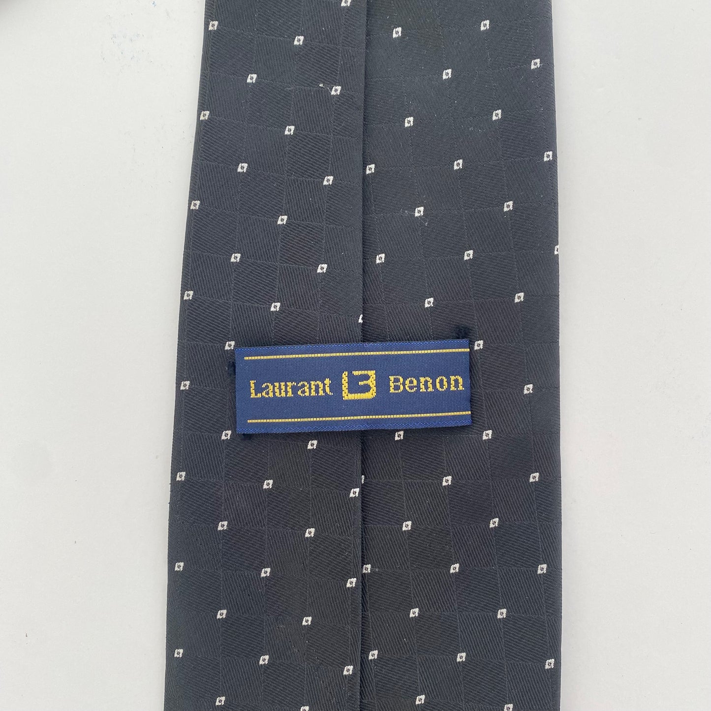 Laurant Benon עניבה