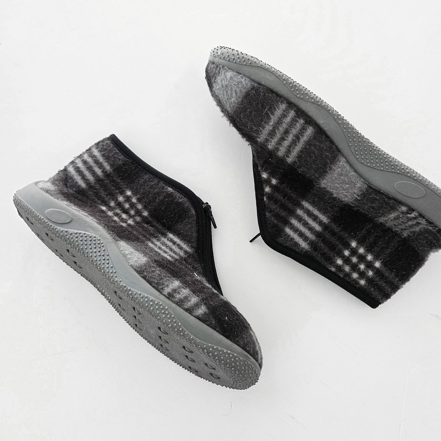 DIADORA נעלי בית לילדים מידה 32 