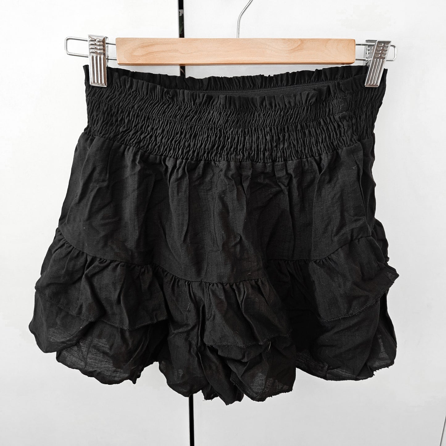 SHEIN חצאית שחורה לאישה מידה M