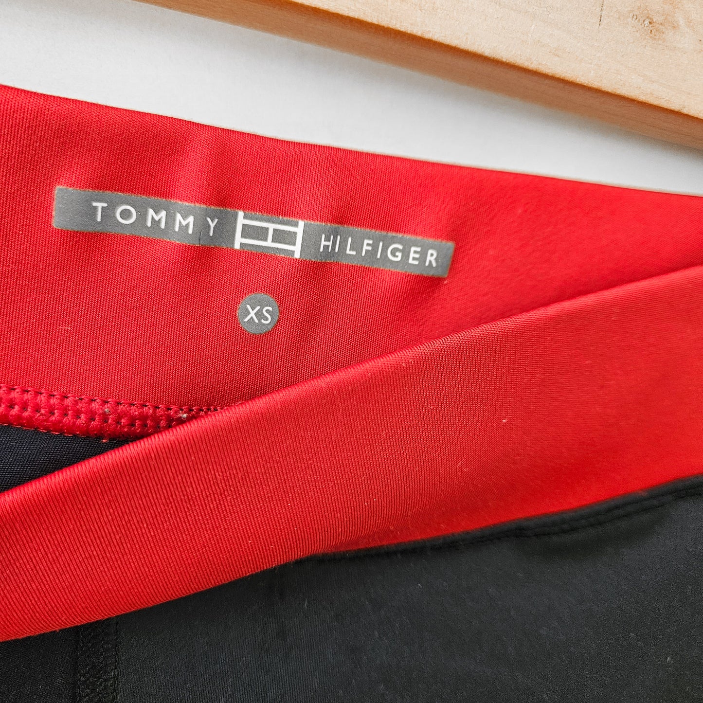 TOMMY HILFIGER טייץ נשים מידה XS
