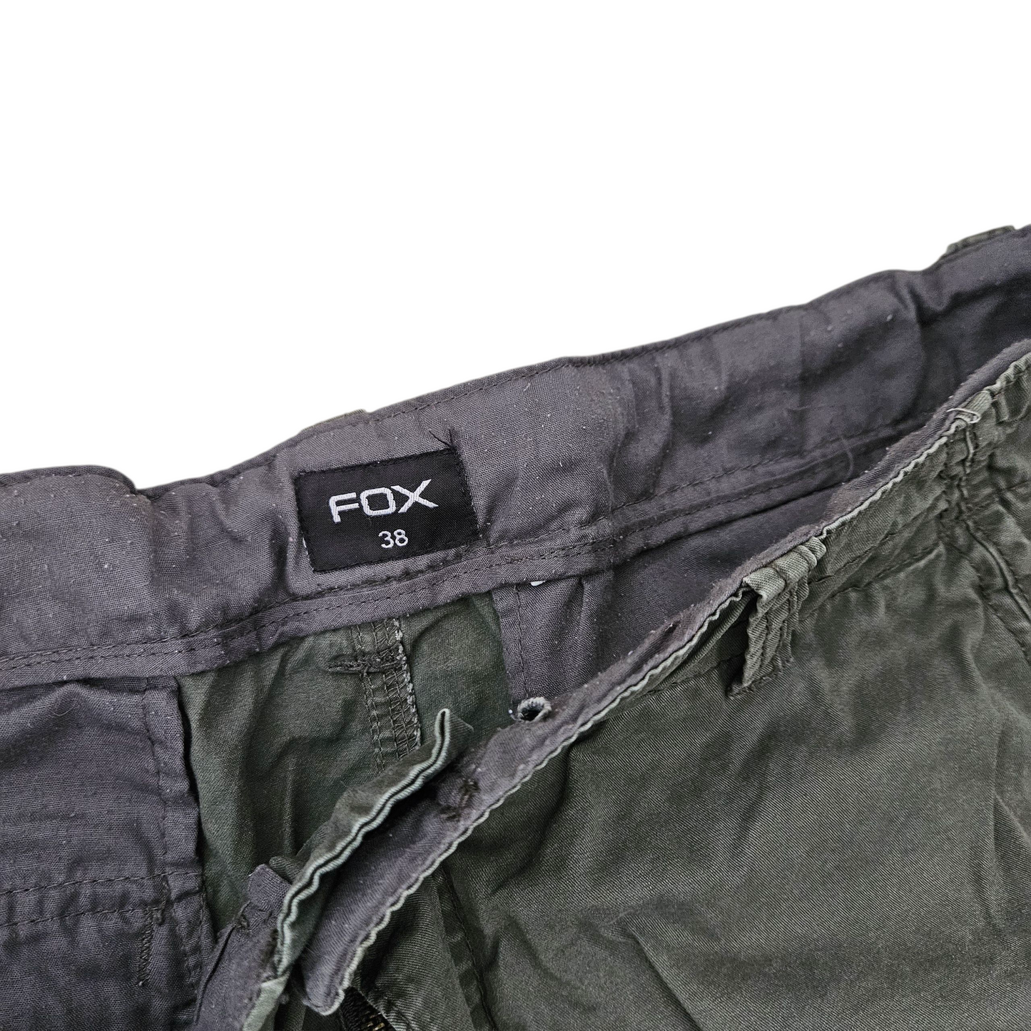 Fox מכנסיים קצרים לגבר מידה 38