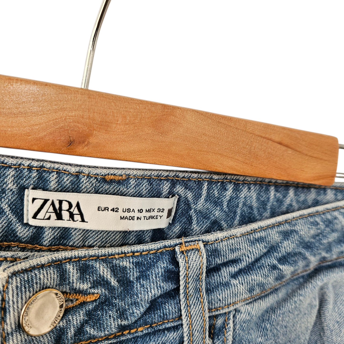 ZARA ג'ינס לאישה מידה 42
