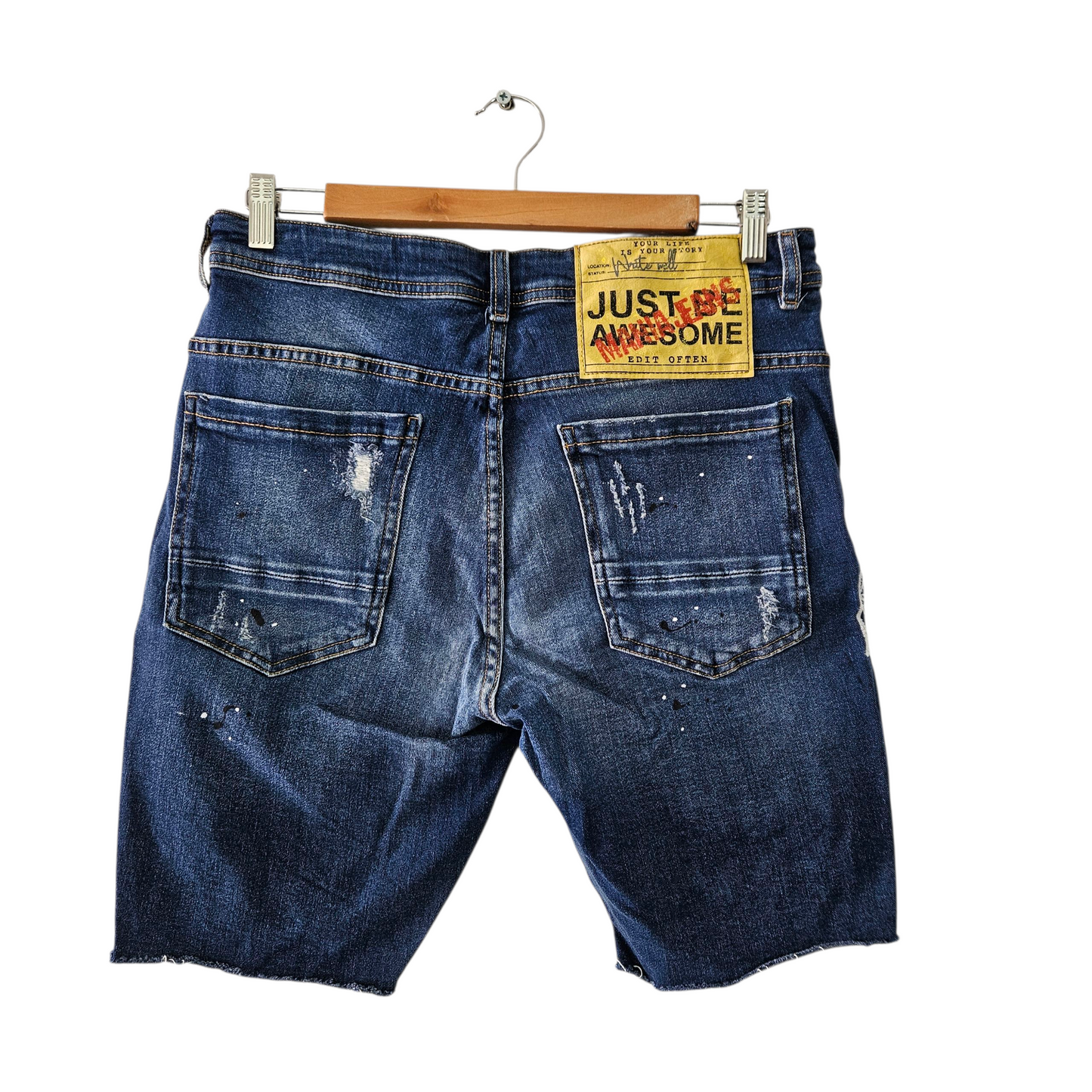 MANIA JEANS ג'ינס קצר לגבר מידה 28