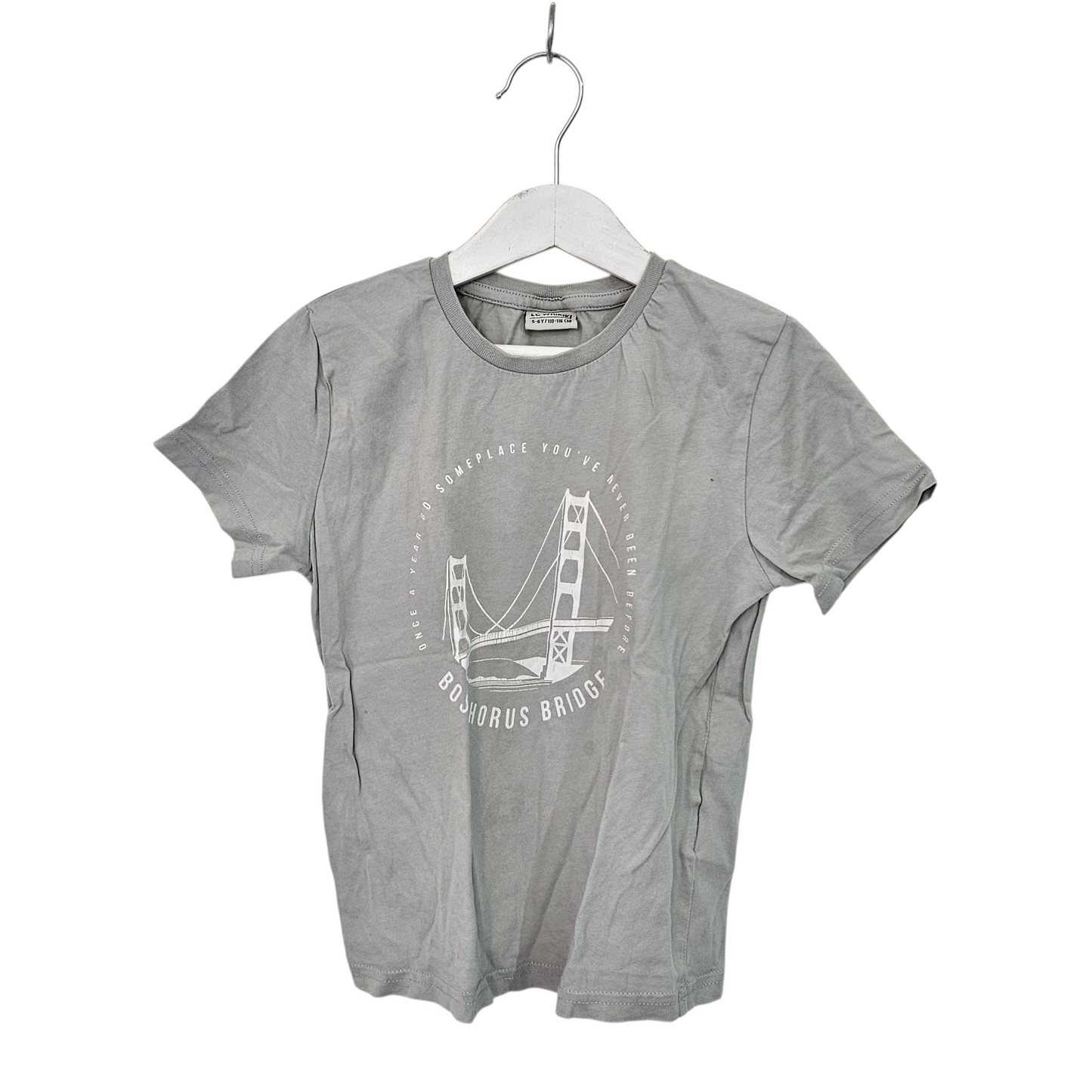 LC WAIKIKI חולצה קצרה לילדים גיל 5-6