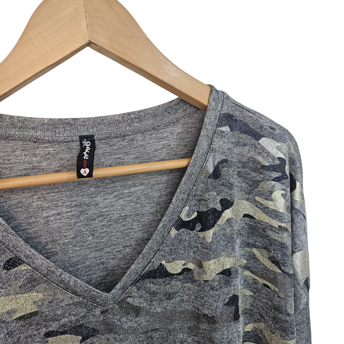 סיסיליה - חולצה ארוכה דקה לאישה מידה 4