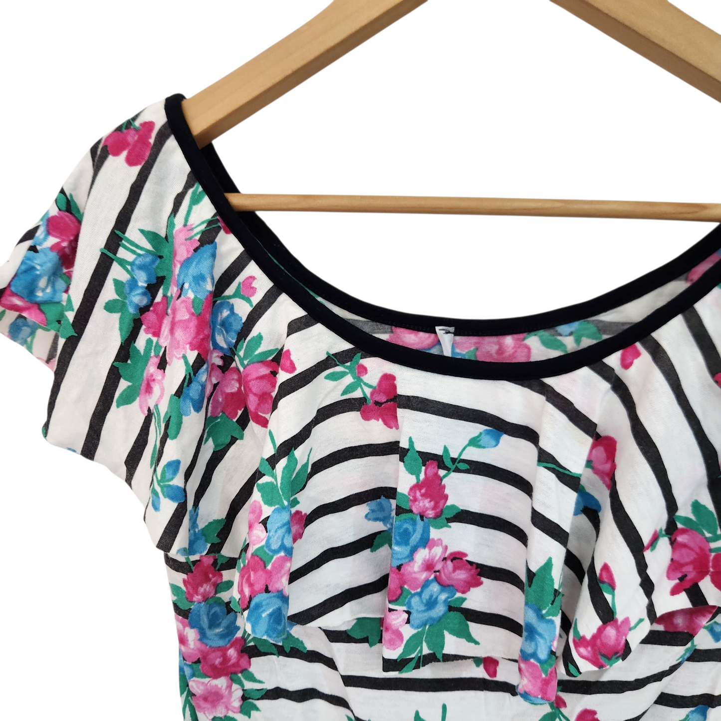 חולצה פרחונית לאישה מידה S