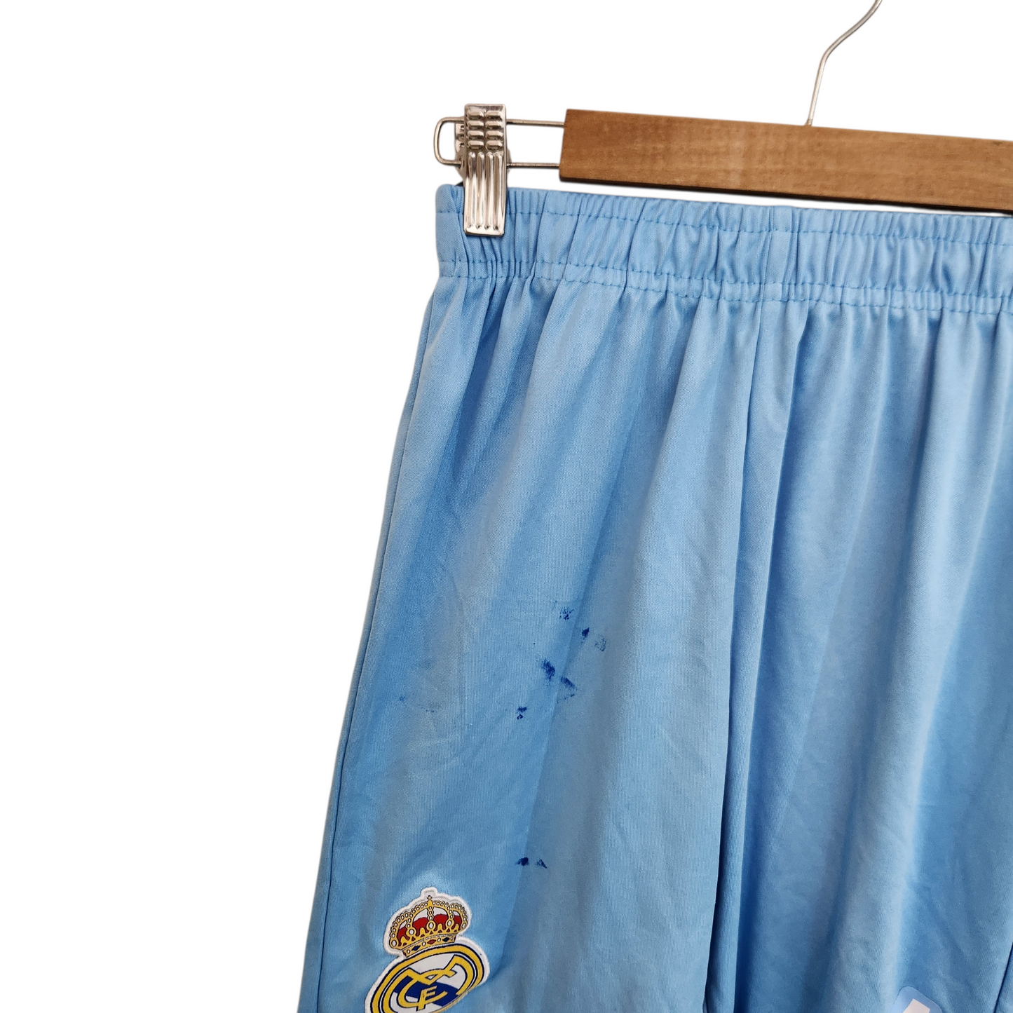 REAL MADRID סט לילדים גיל 14 חולצה במצב טוב מכנסיים עם כתם קטן