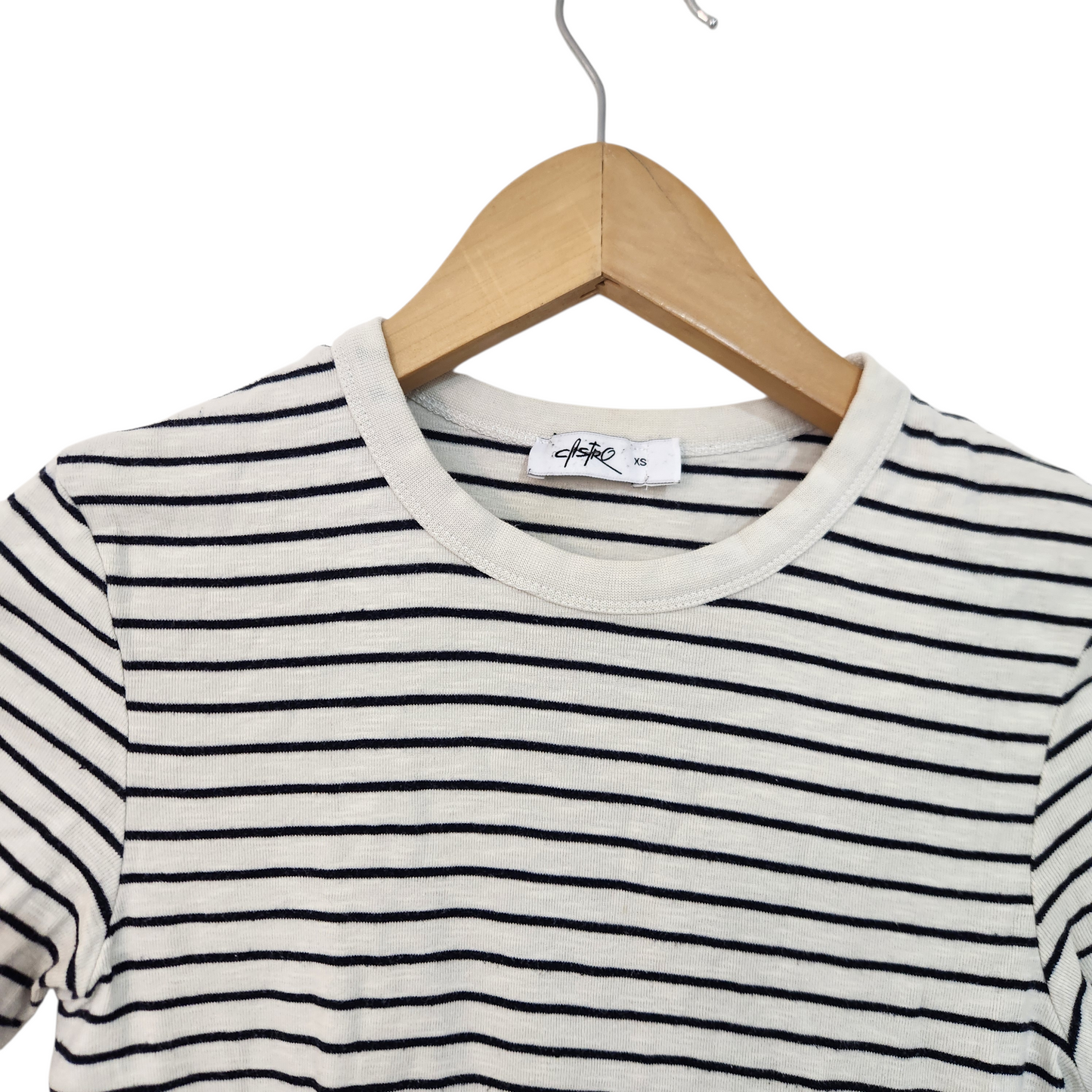 CASTRO חולצה קצרה לאישה מידה XS