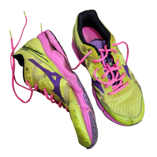 נעליים לאישה מידה 39