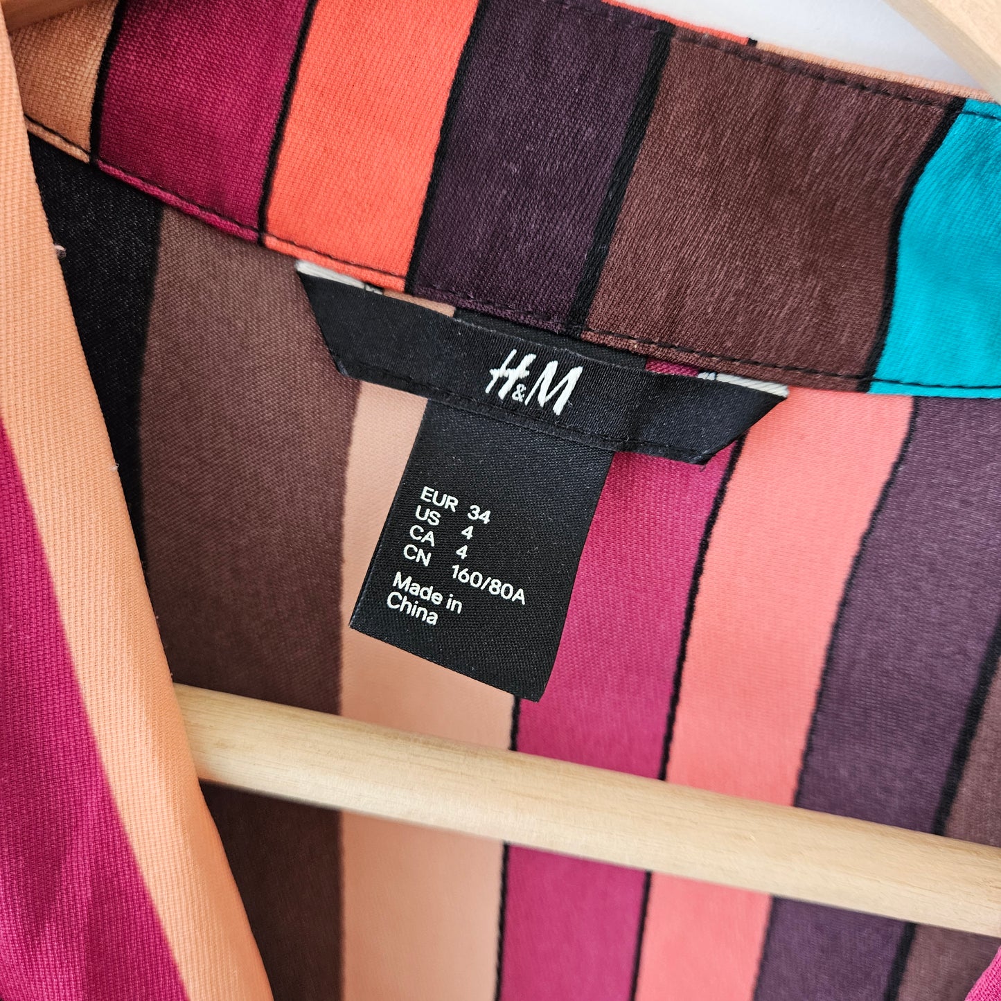 H&M שמלה צבעונית לאישה מידה 34 XS