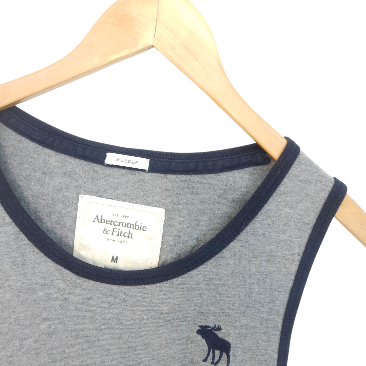 ABERCROMBIE & FITCH גופיה לגבר מידה L