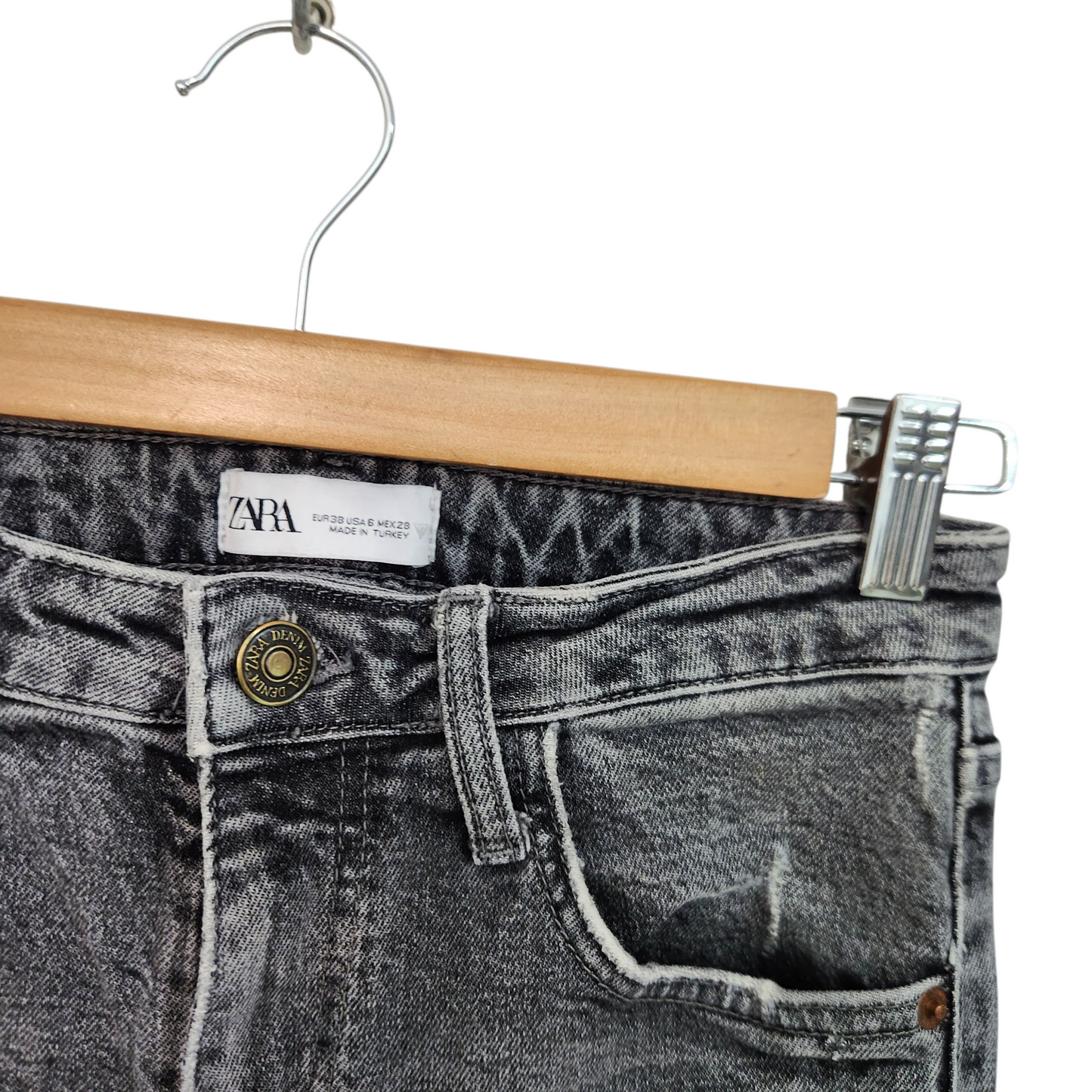 ZARA ג'ינס לאישה מידה 38