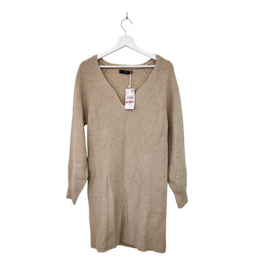 MANGO שמלת סריג חדשה עם תווית מידה L