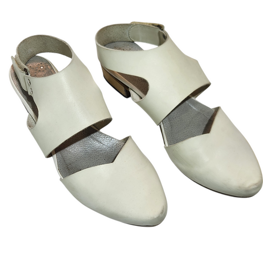 BANGI נעליים לאישה מידה 38