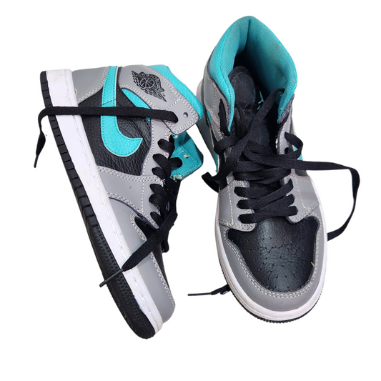 NIKE נעליים יוניסקס מידה 37.5