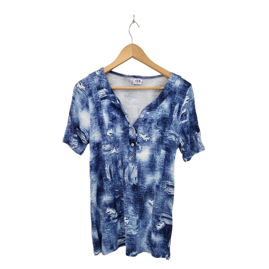 L.G.M חולצת טי בגזרת וי בהדפס ג’ינס משופשף | לאישה מידה L