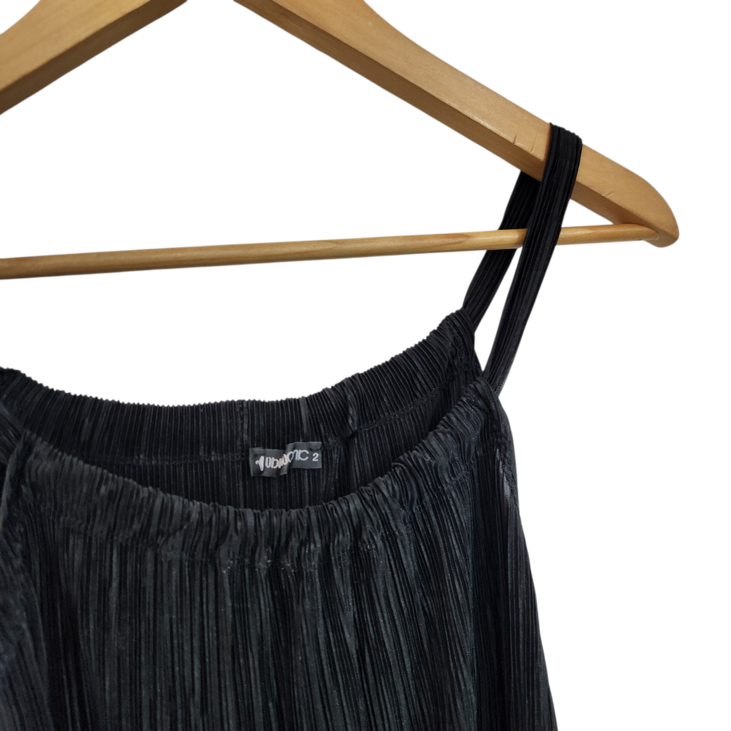 אריסטו שמט - גופייה שחורה בטקסטורת פליסה – מידה 2 M