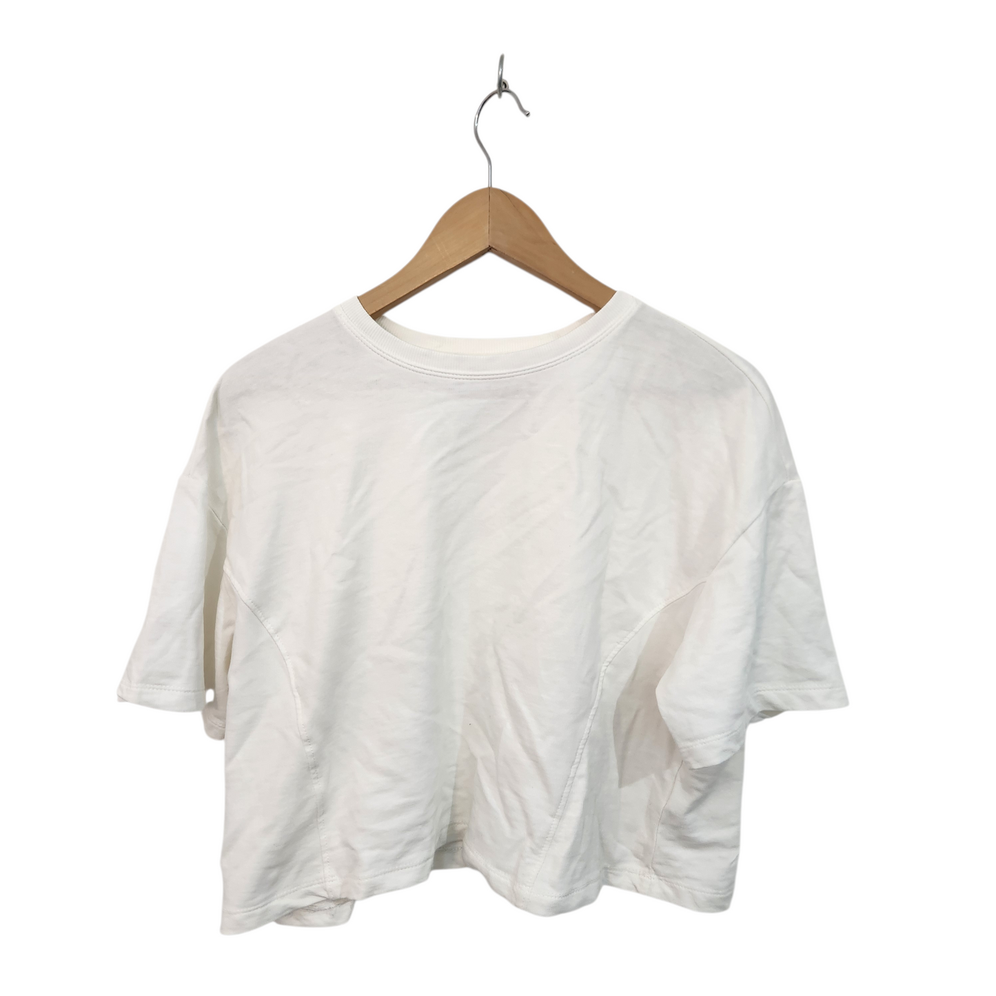 RESERVED חולצת קרופ לבנה – מידה M