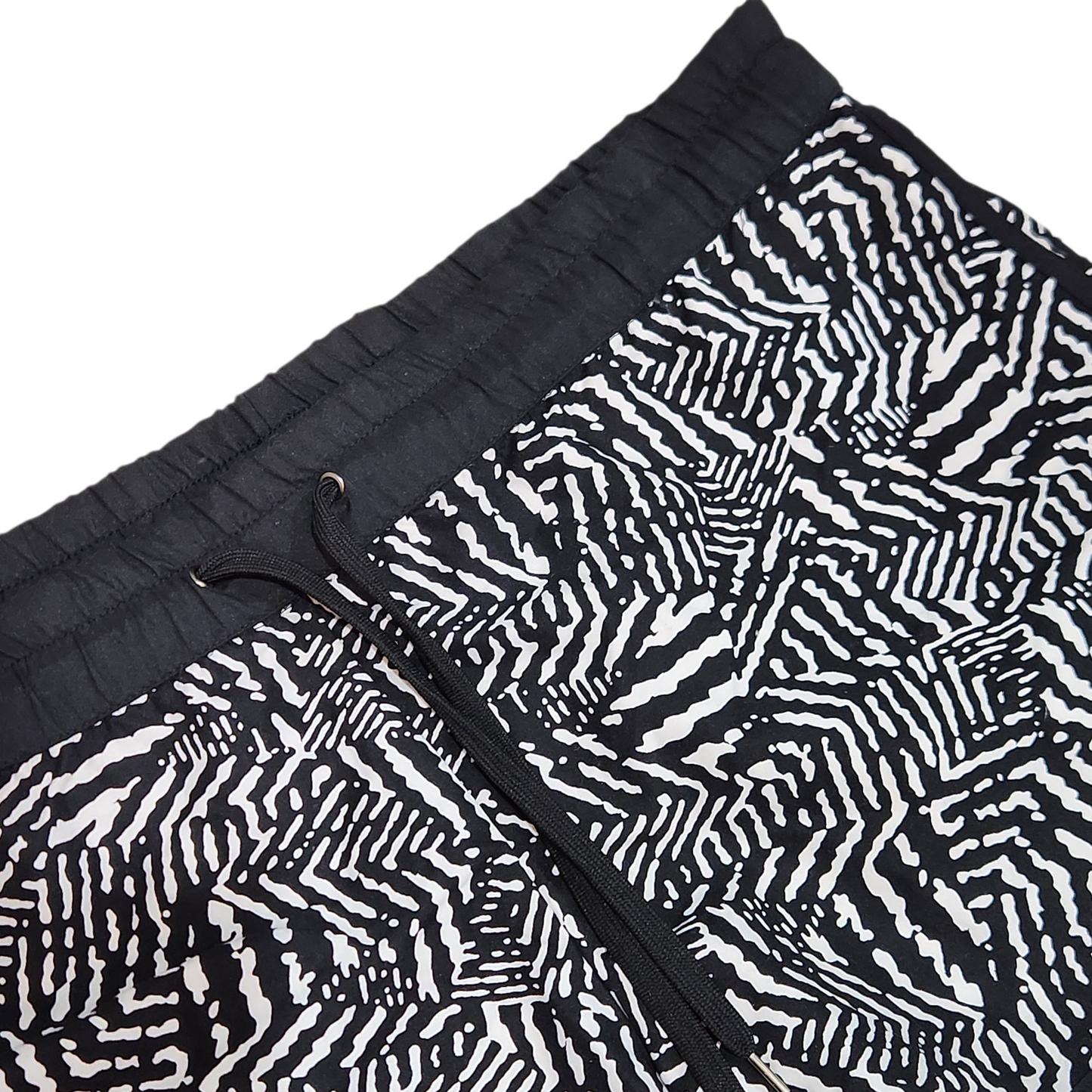 DELTA beach wear מכנסיים קצרים לאישה מידה XL