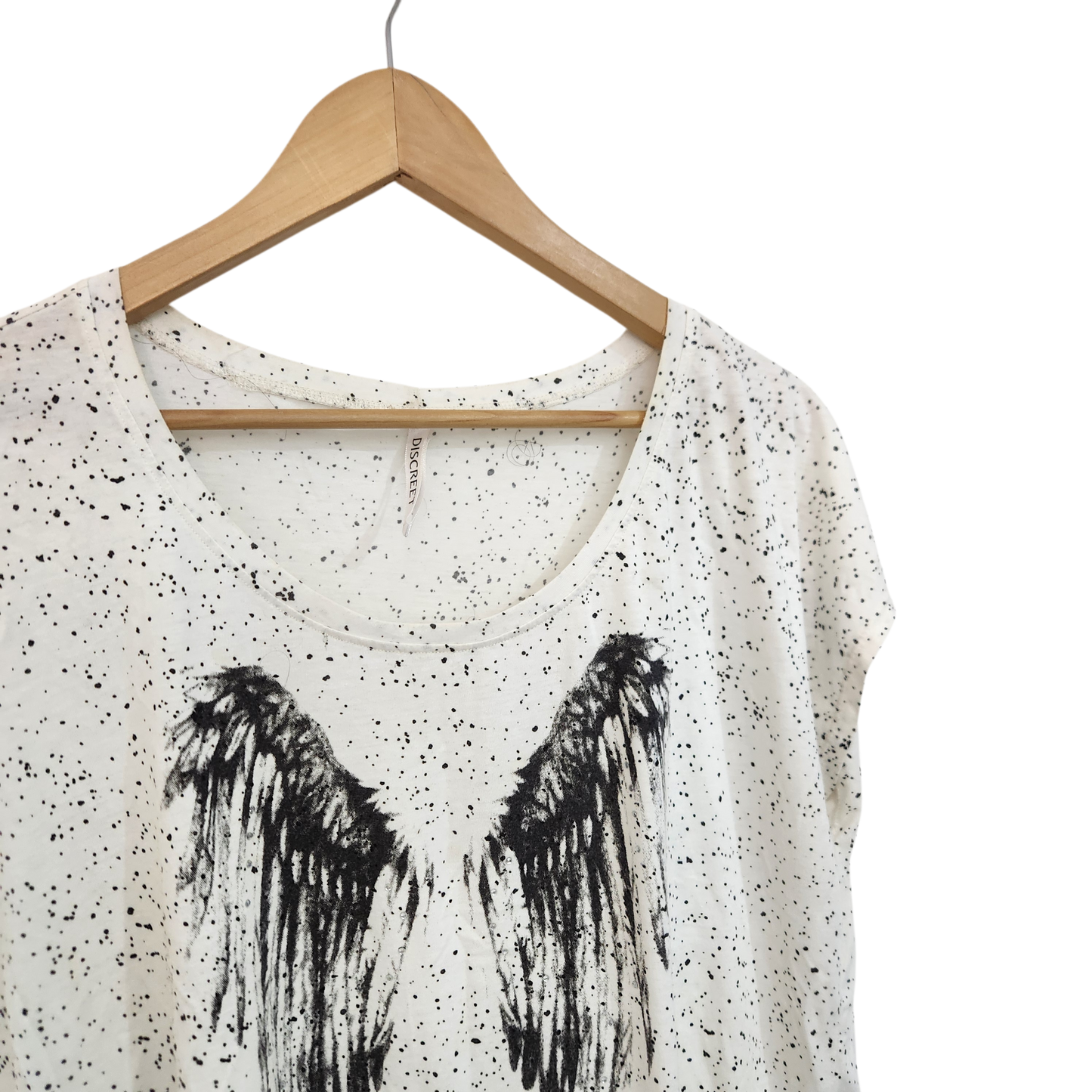 DISCREET חולצה קצרה לאישה מידה 4 XL