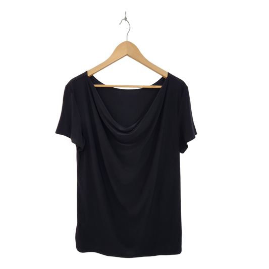 חולצה שחורה קצרה לאישה מידה L/XL