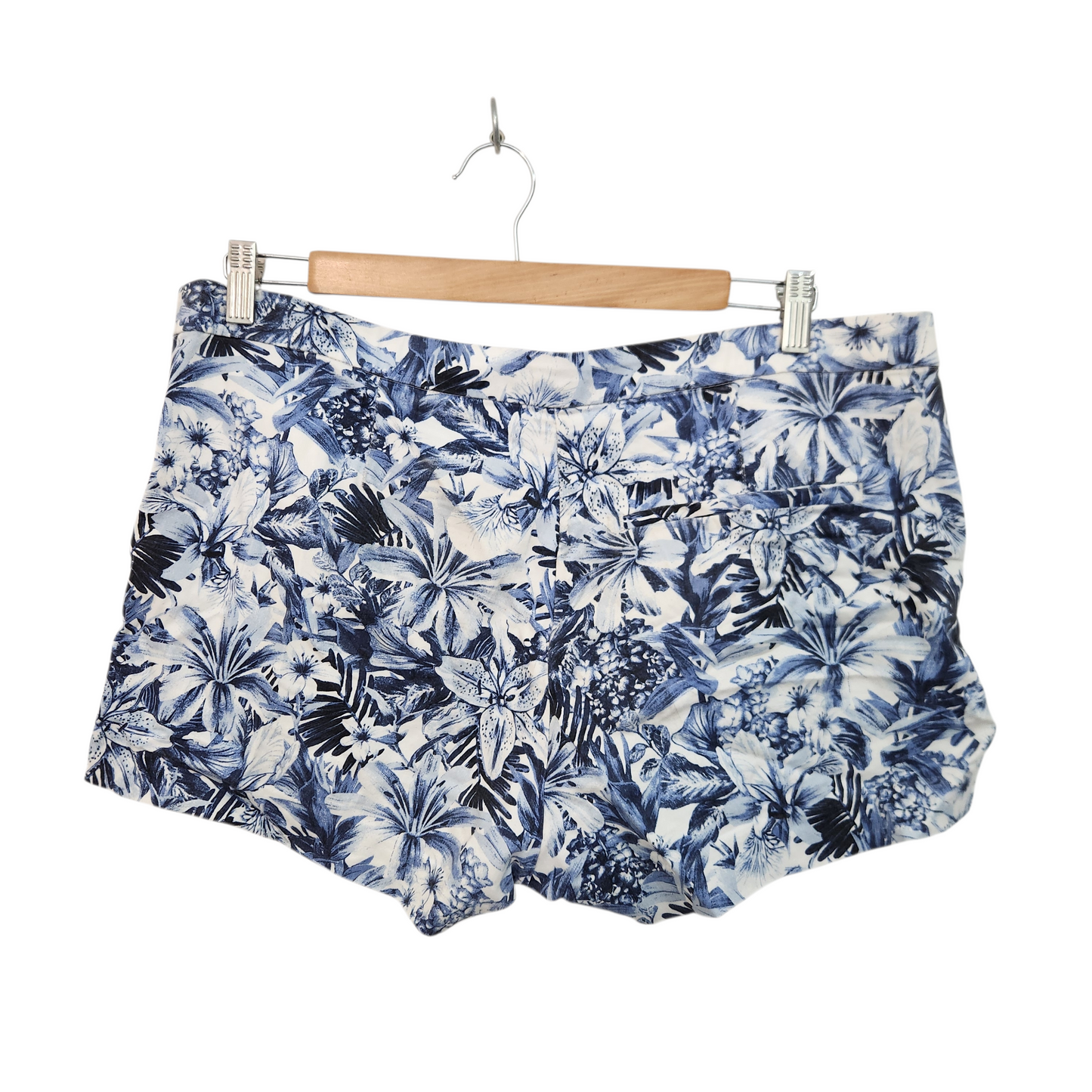 H&M מכנסיים קצרים לאישה מידה 44