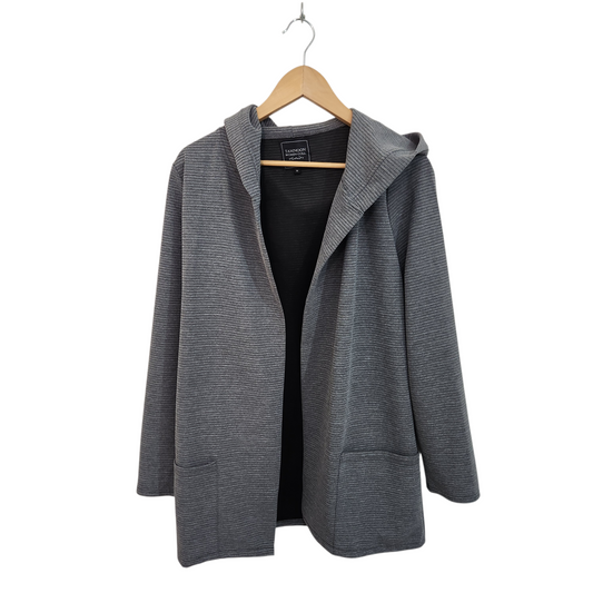 TAMNOON עליונית / ג'קט פתוח עם כובע לאישה מידה M