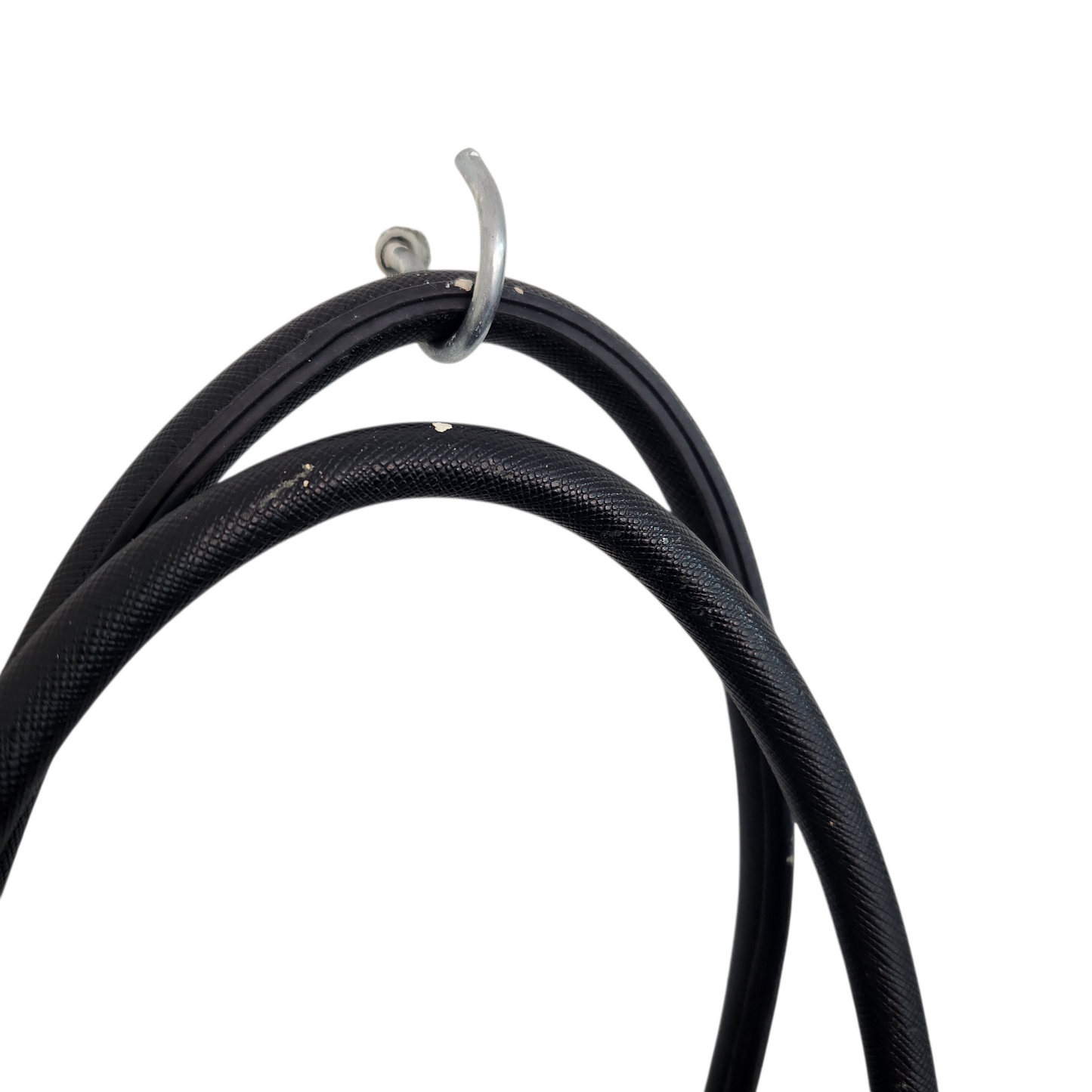 תיק יד שחור בעיצוב גאומטרי